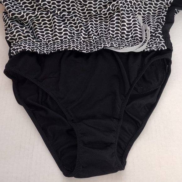 Nike Women's Lined Drawstring Dri-Fit Active Running Athletic Shorts Size XS - Picture 9 of 13